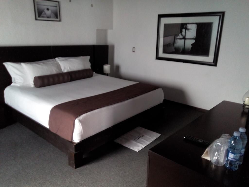 Kuku Ruku Hotel Керетаро Экстерьер фото